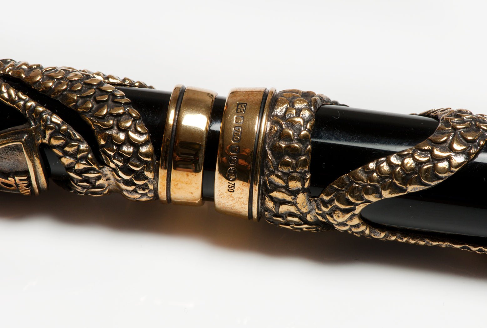 Parker 18K Gold Snake Fountain Pen