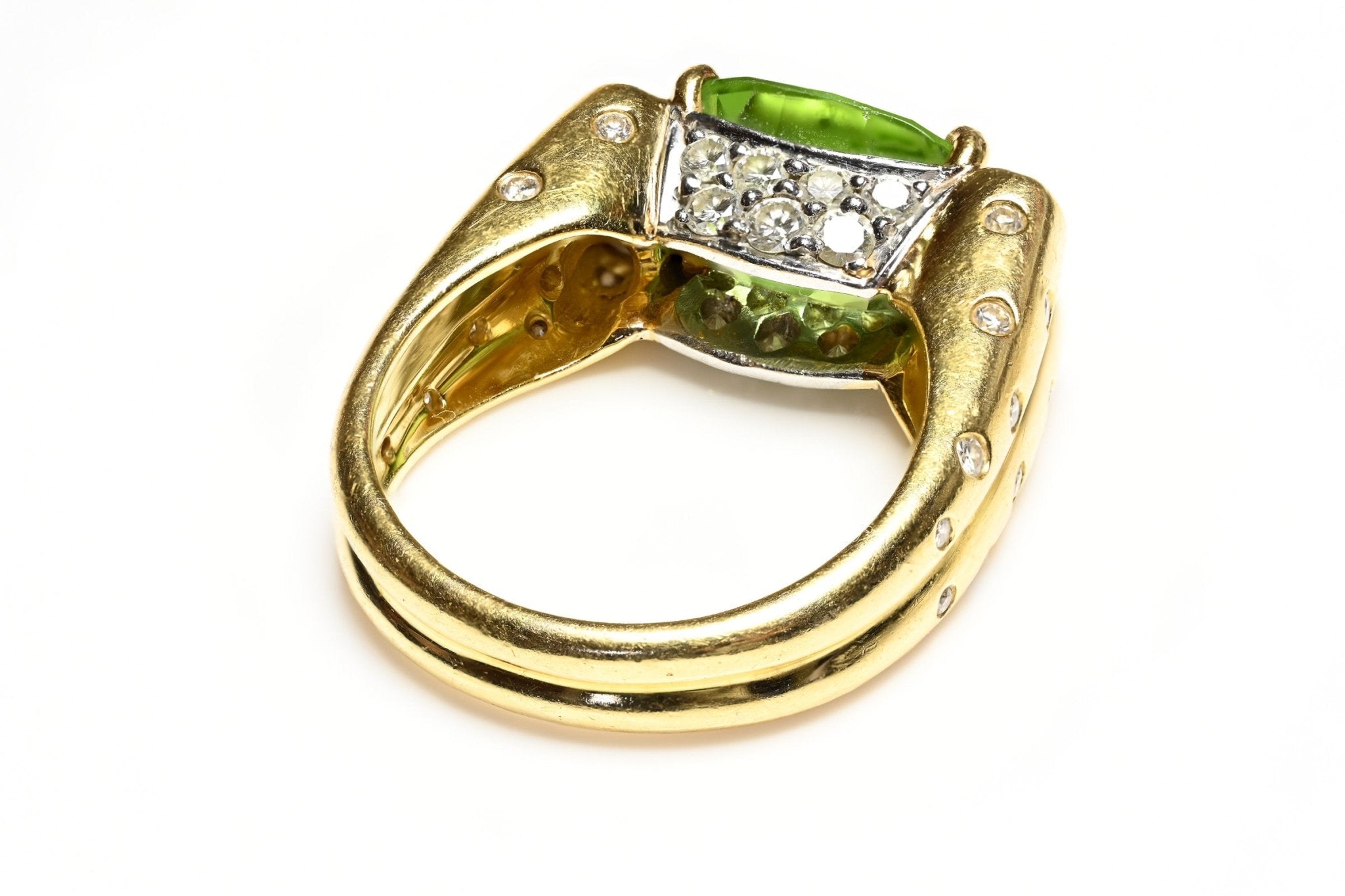 Peridot Diamond Yellow Gold Ring