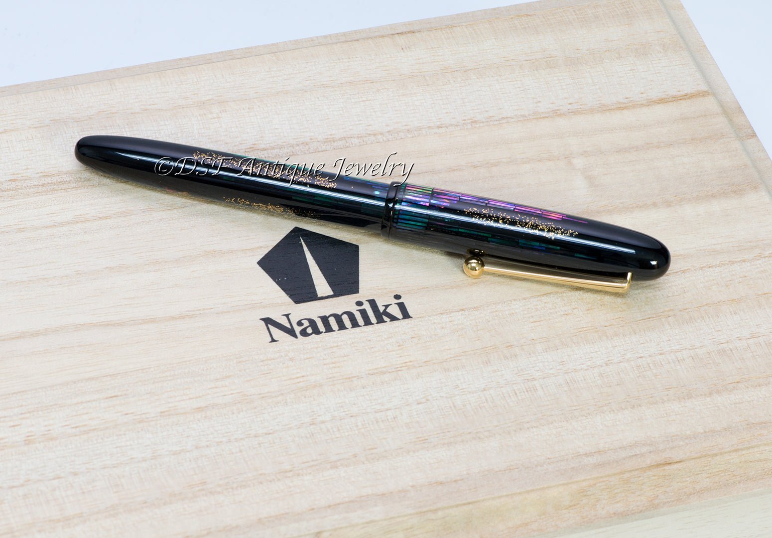 Pilot Namiki Yukari Maki-e Nightline Moonlight Fountain Pen