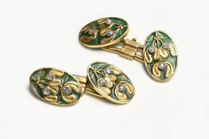 Plique a Jour Enamel 18K Gold Diamond Mistletoe Cufflinks