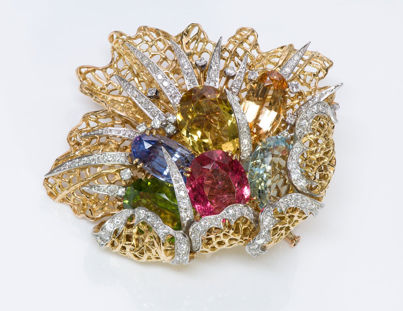 René Kern Paris 18K Gold Gemstone Diamond Brooch