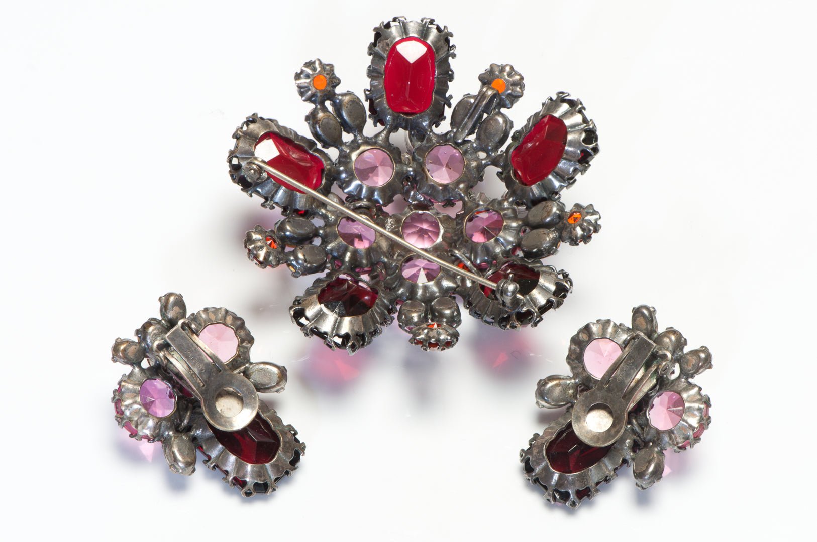 Schreiner NY 1960’s Pink Red Crystal Flower Earrings Pendant Brooch Set