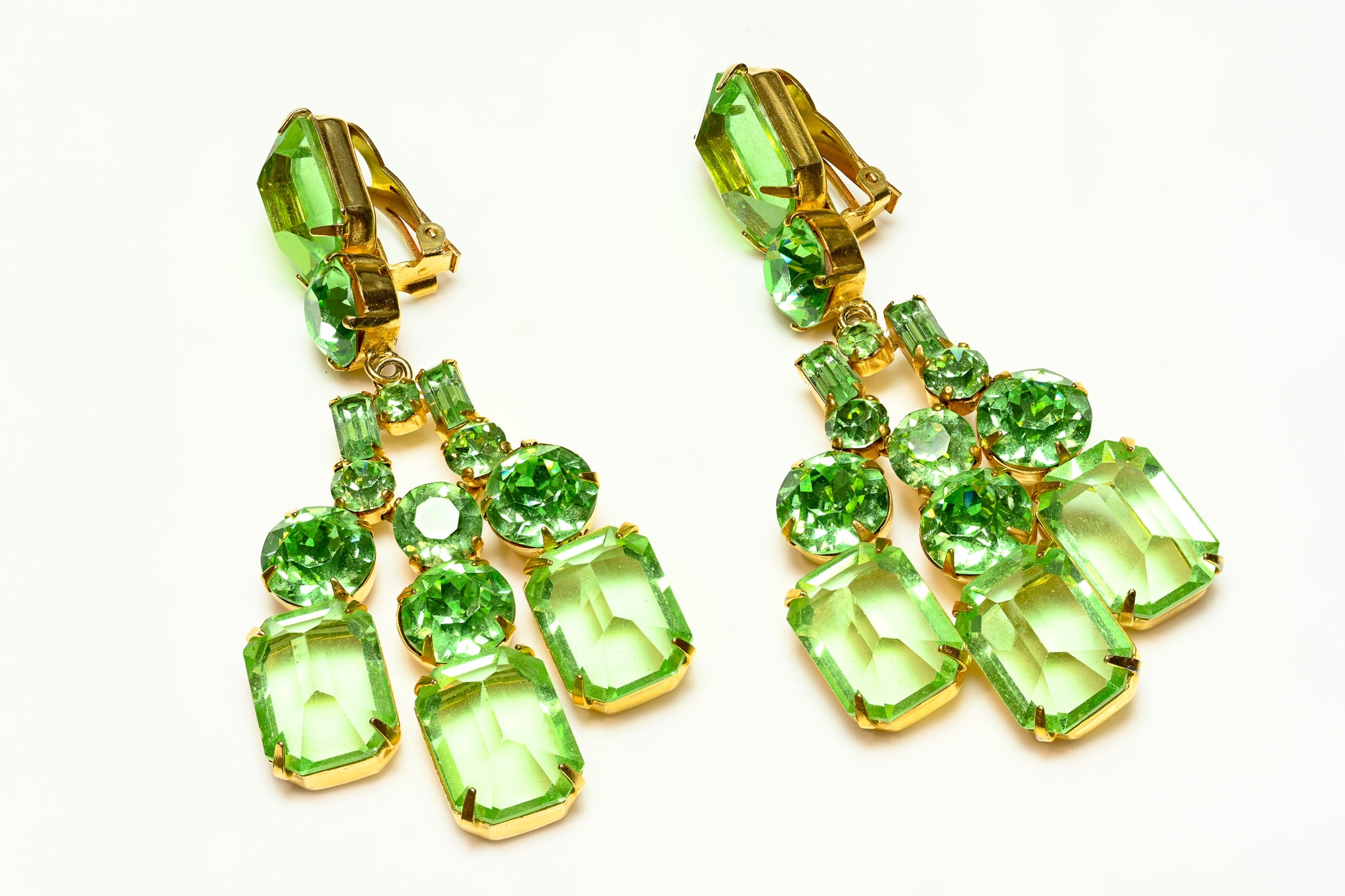 Vintage Schreiner NY Green Crystal Long Chandelier Earrings 1