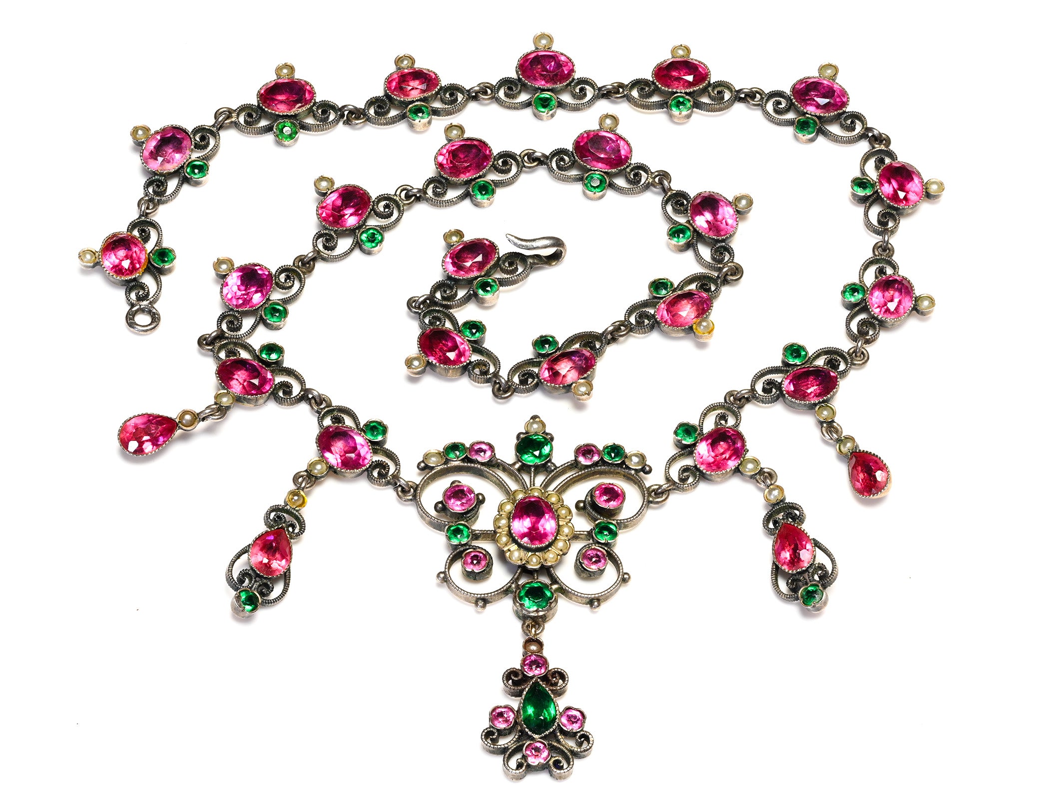 Belle Époque Austro-Hungarian Silver Pink Paste Pearl Necklace