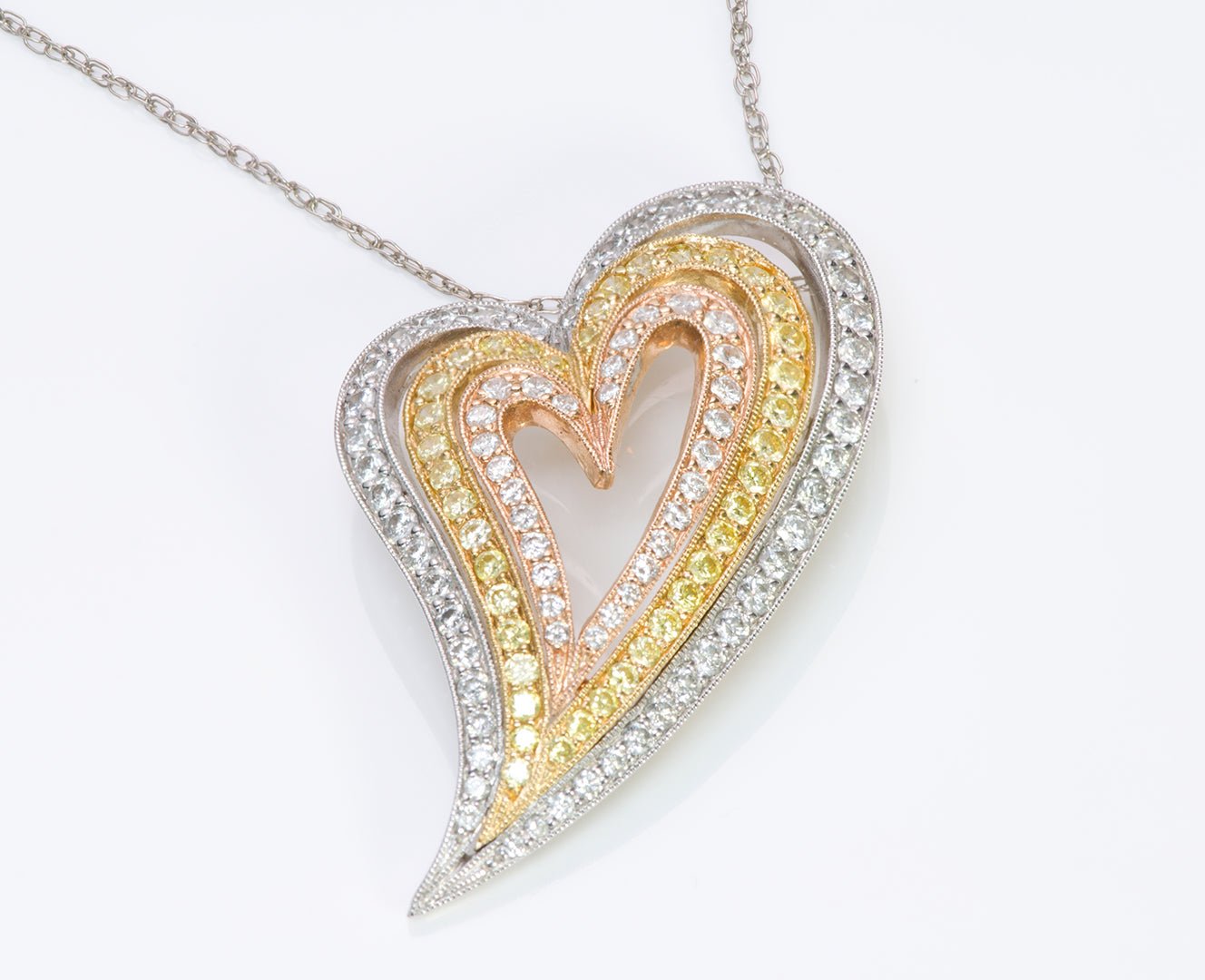 Simon G 18K Gold Heart Diamond Pendant Necklace