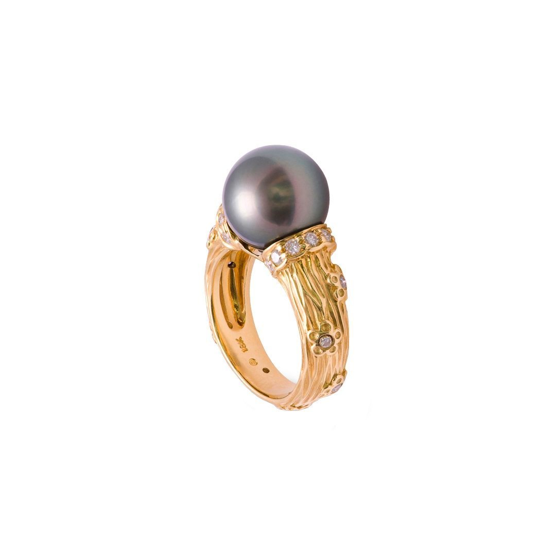 Tahitian Pearl 18K Yellow Gold Diamond Ring