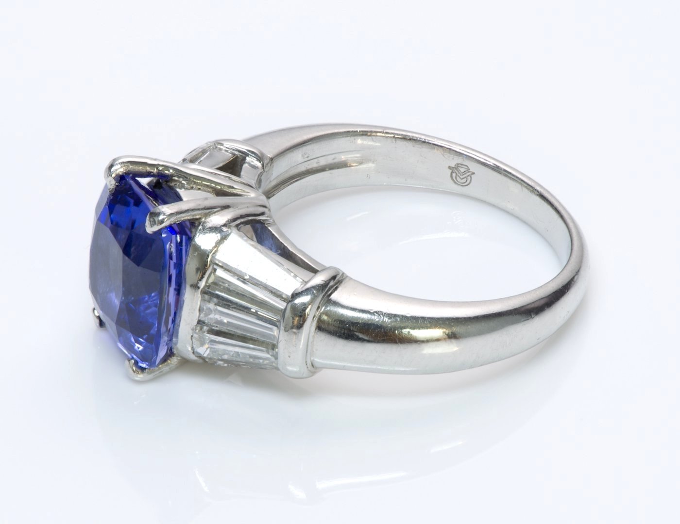 Tanzanite Diamond Platinum Ring