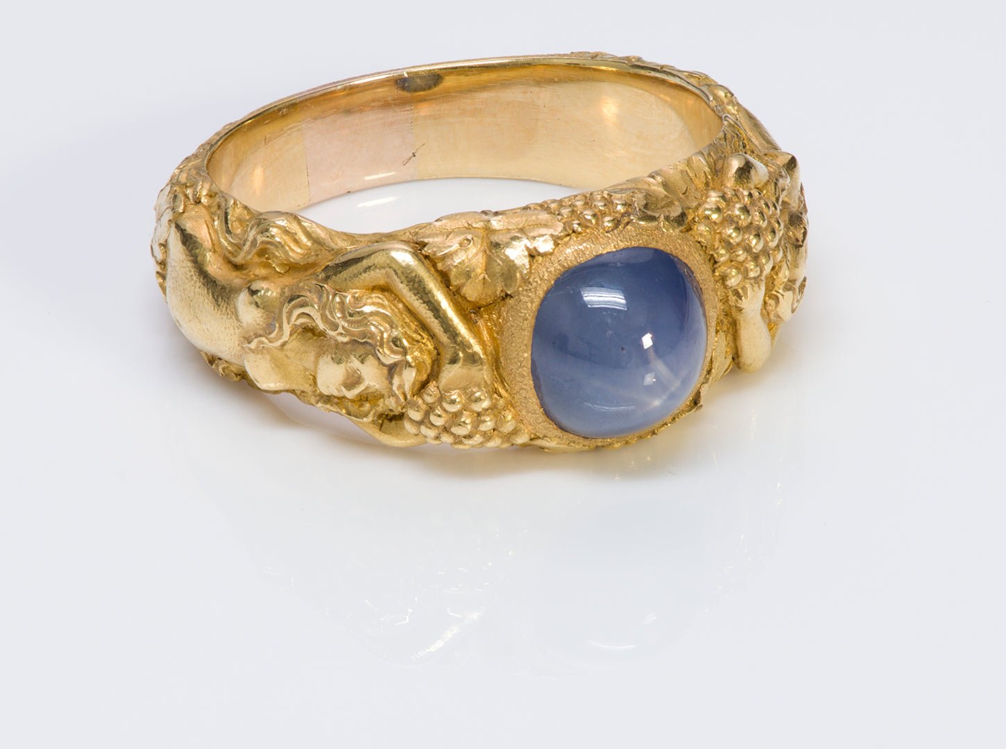 Tiffany & Co. 18K Gold Star Sapphire Mens Ring