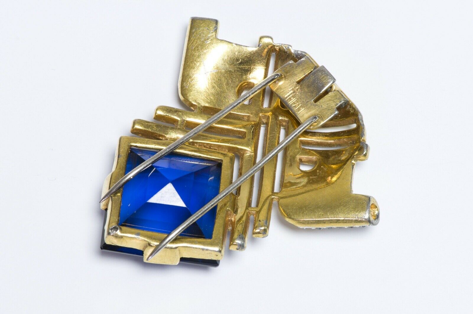 TRIFARI Alfred Philippe 1940’s Blue Crystal Clip Brooch