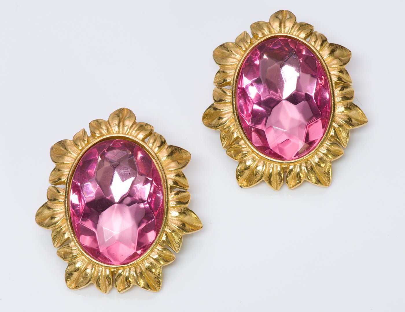 Trifari Kunio Matsumoto Pink Crystal Necklace Earrings