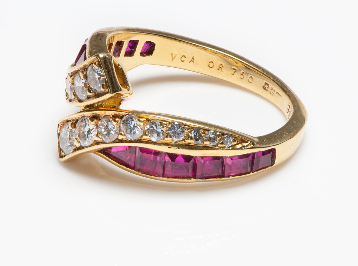 Van Cleef & Arpels 18K Gold Diamond Ruby Ring