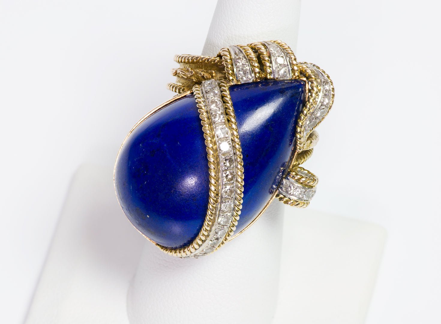 Vintage 14K Yellow Gold Pear Shape Cabochon Lapis & Diamond Ring