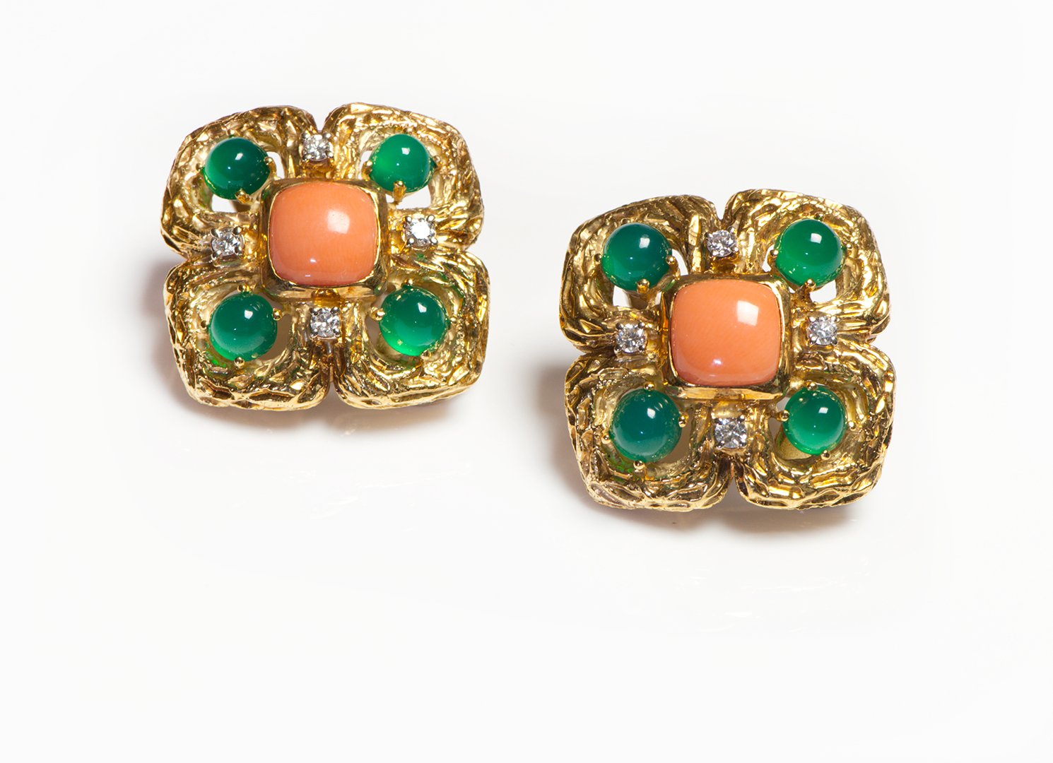 Vintage 18K Gold Coral Green Onyx Diamond Earrings