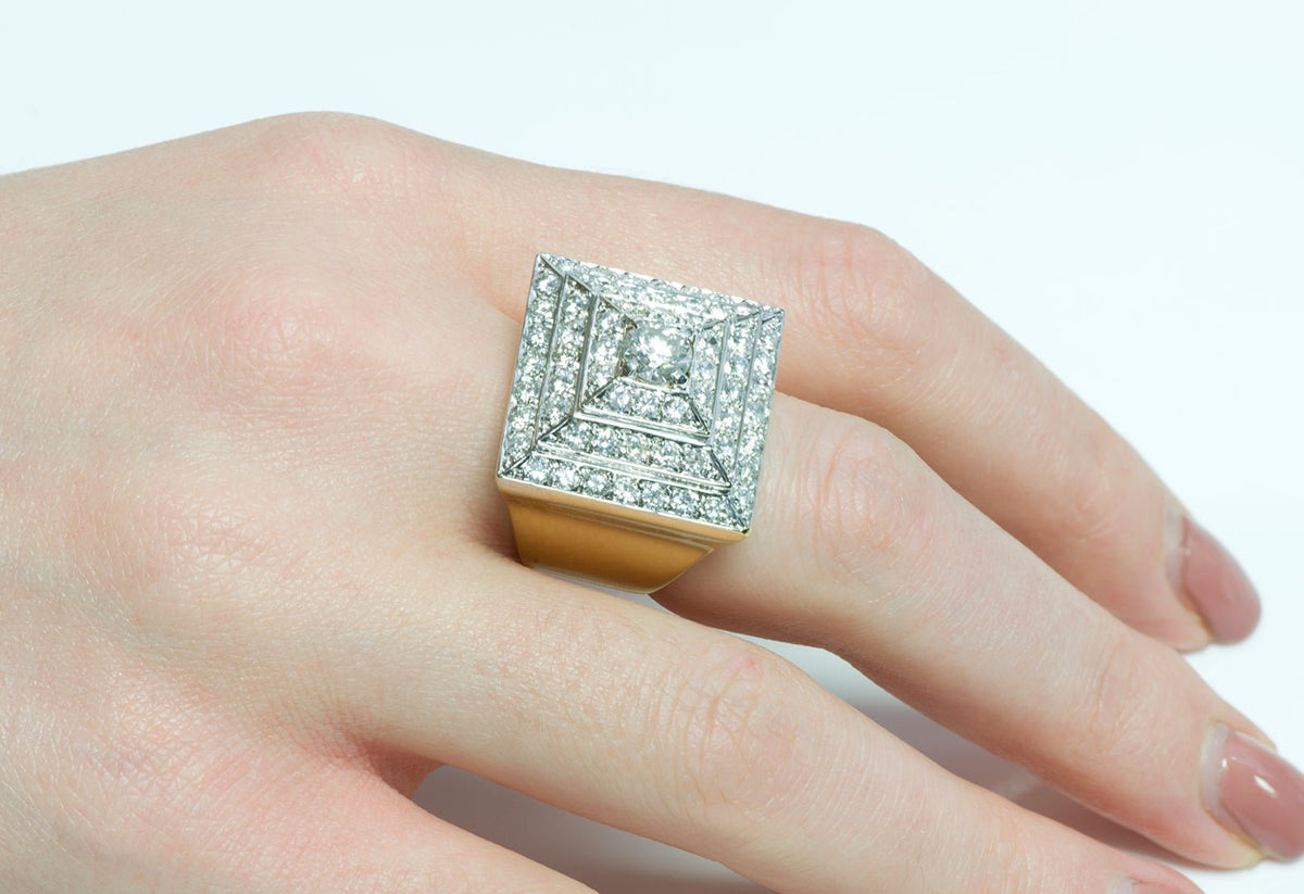 Pyrmid Rings Vintage 18K Gold Diamond Pyramid Ring