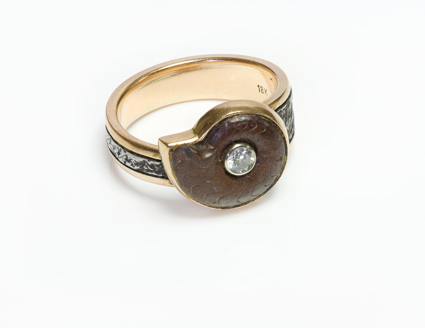 Vintage 18K Gold Metal & Diamond Ammonite Shell Fossil Ring