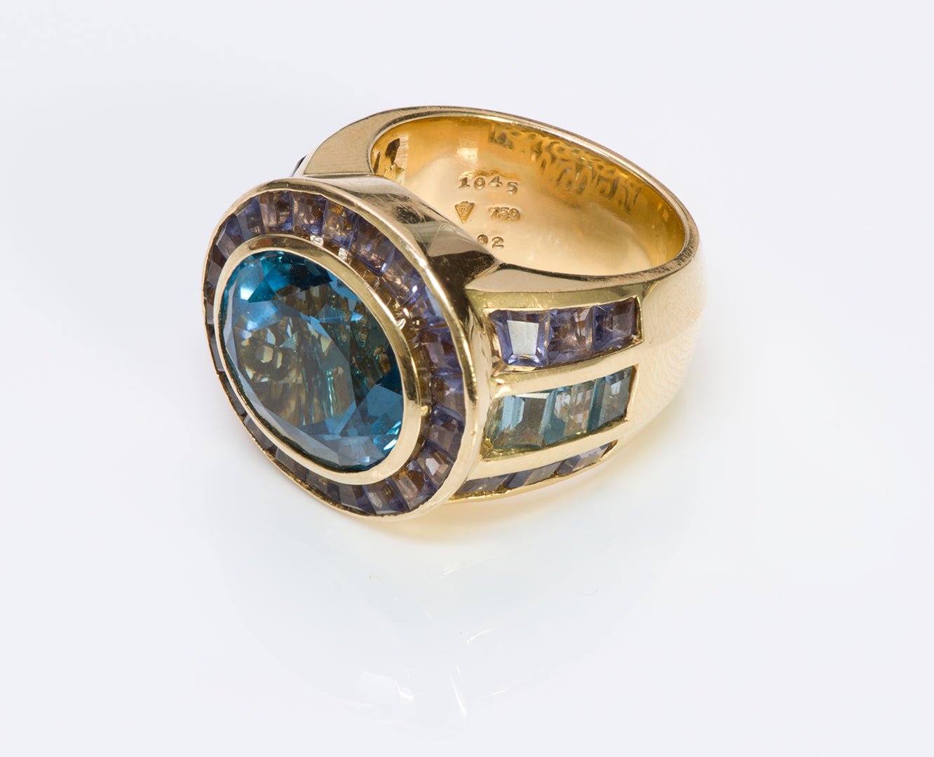 Vintage 18K Yellow Gold Blue Topaz Amethyst Ring