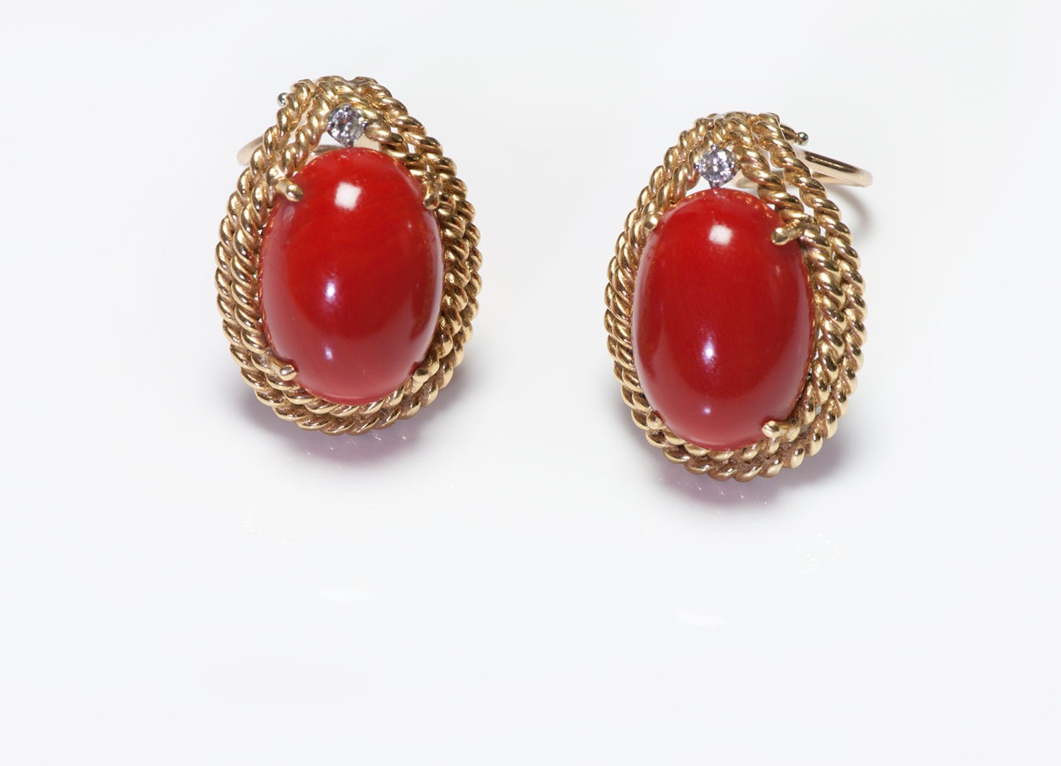 Vintage 18K Yellow Gold Coral Diamond Earrings