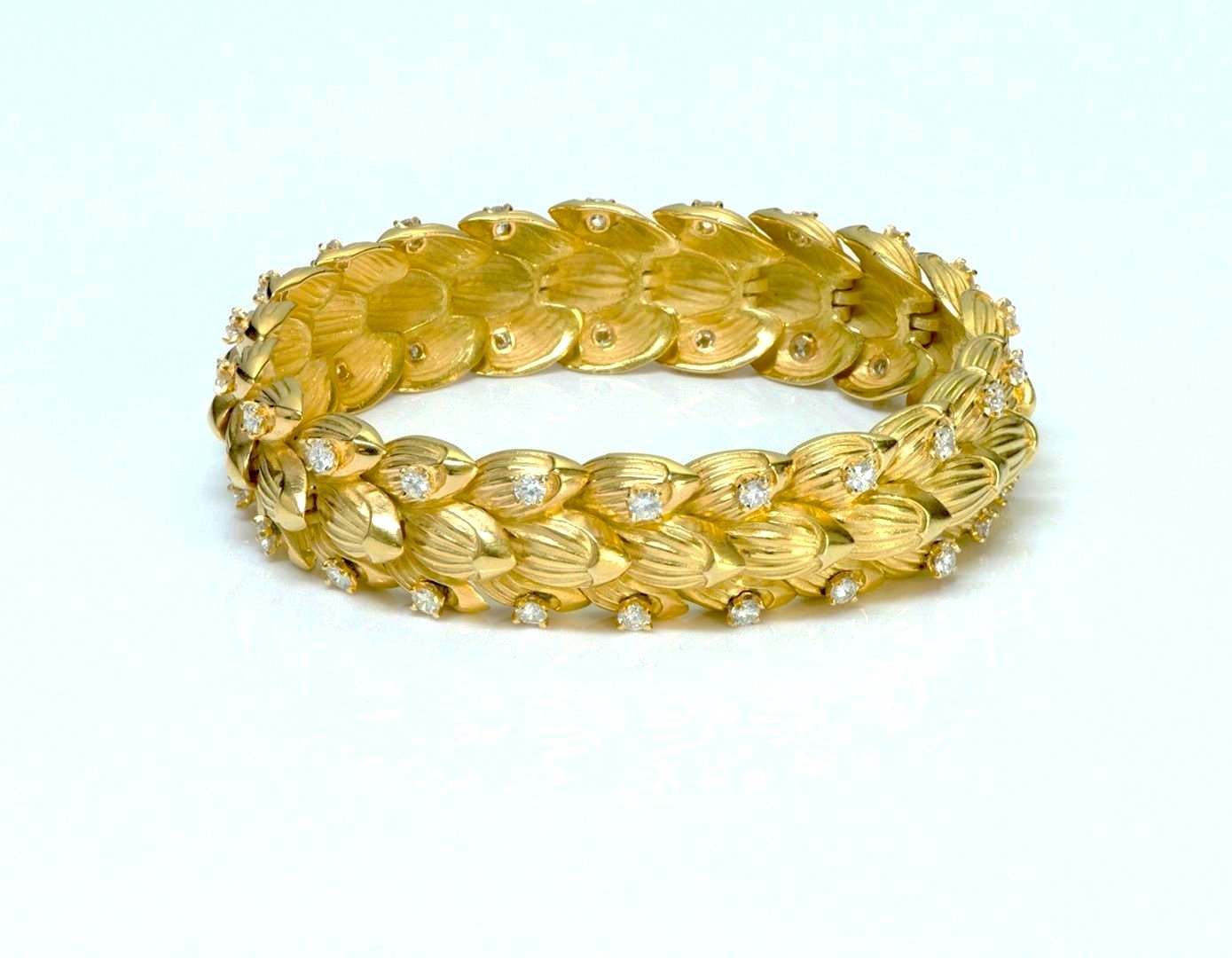 Vintage 18K Yellow Gold Diamond Bracelet
