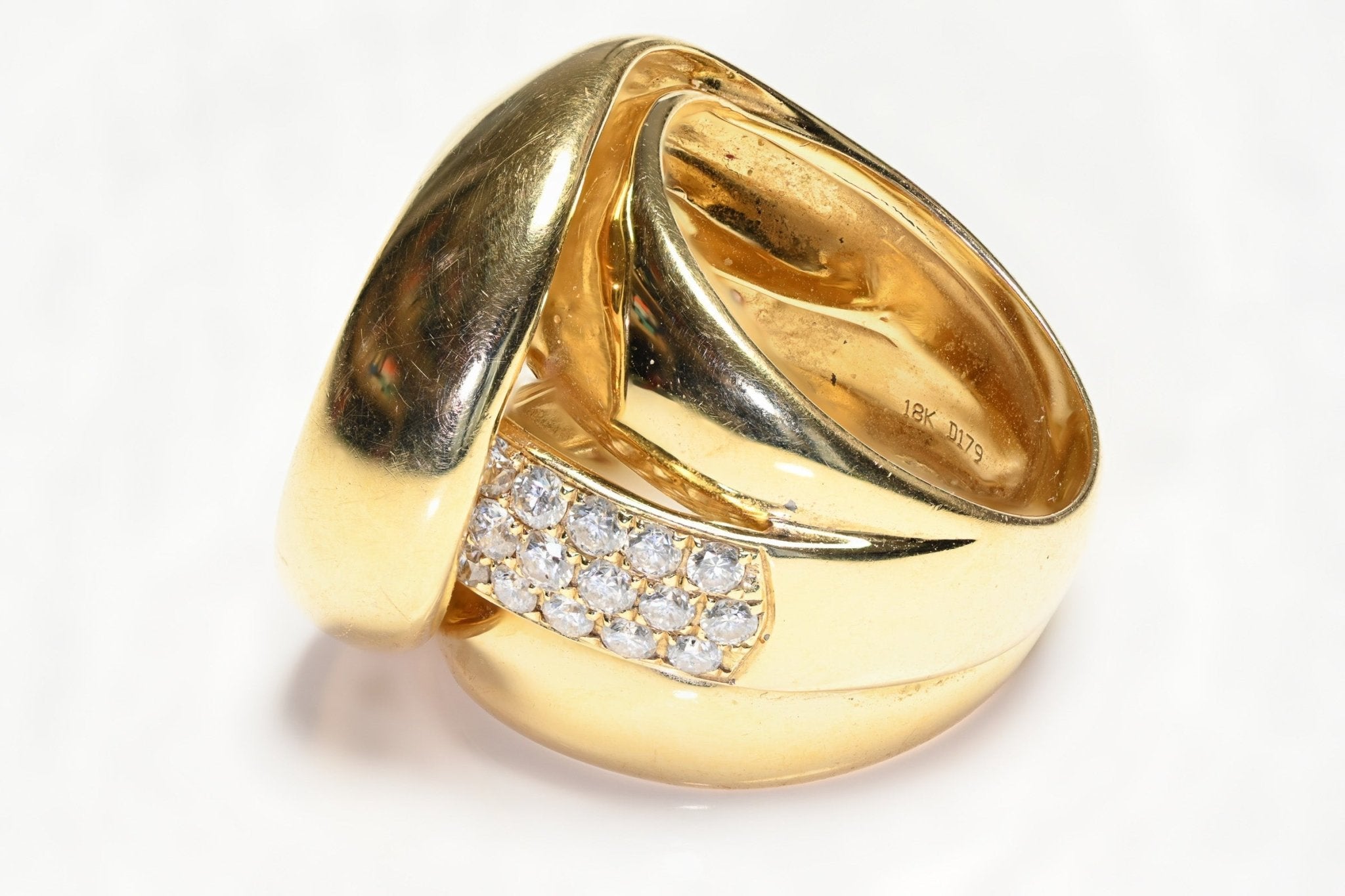 Vintage 18K Yellow Gold Diamond Ring
