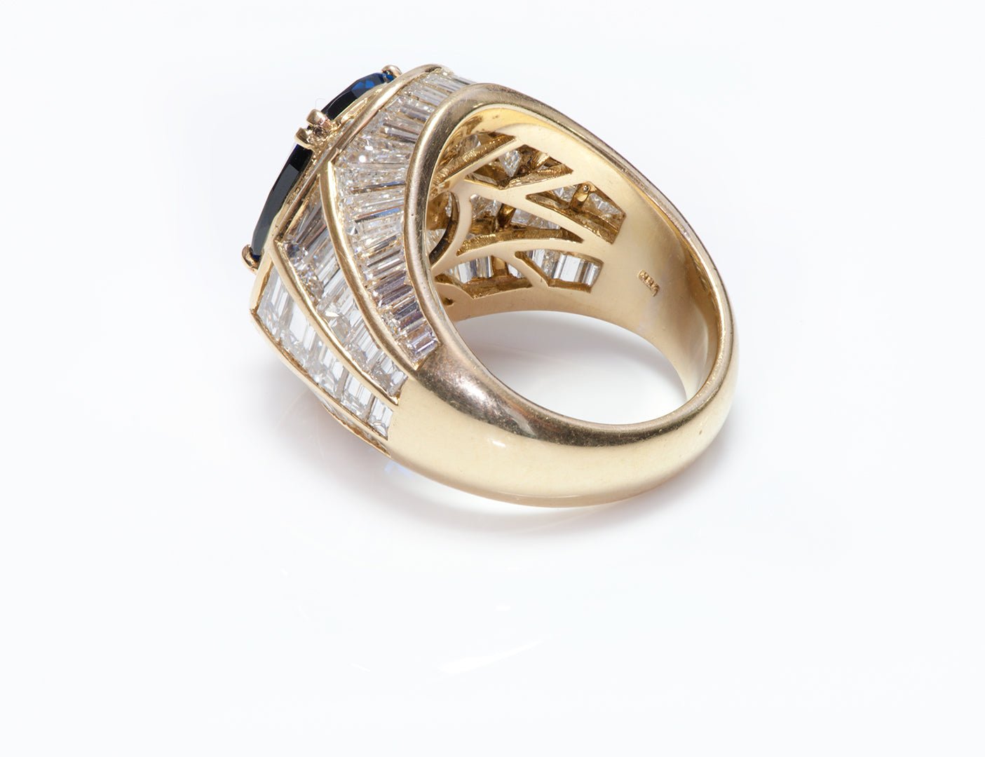 Vintage 18K Yellow Gold Sapphire Baguette & Square Cut Diamond Ring