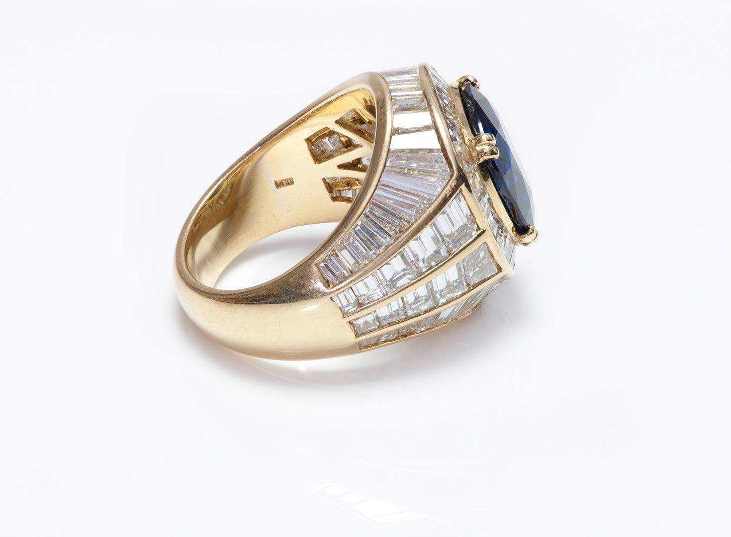 Vintage 18K Yellow Gold Sapphire Baguette & Square Cut Diamond Ring
