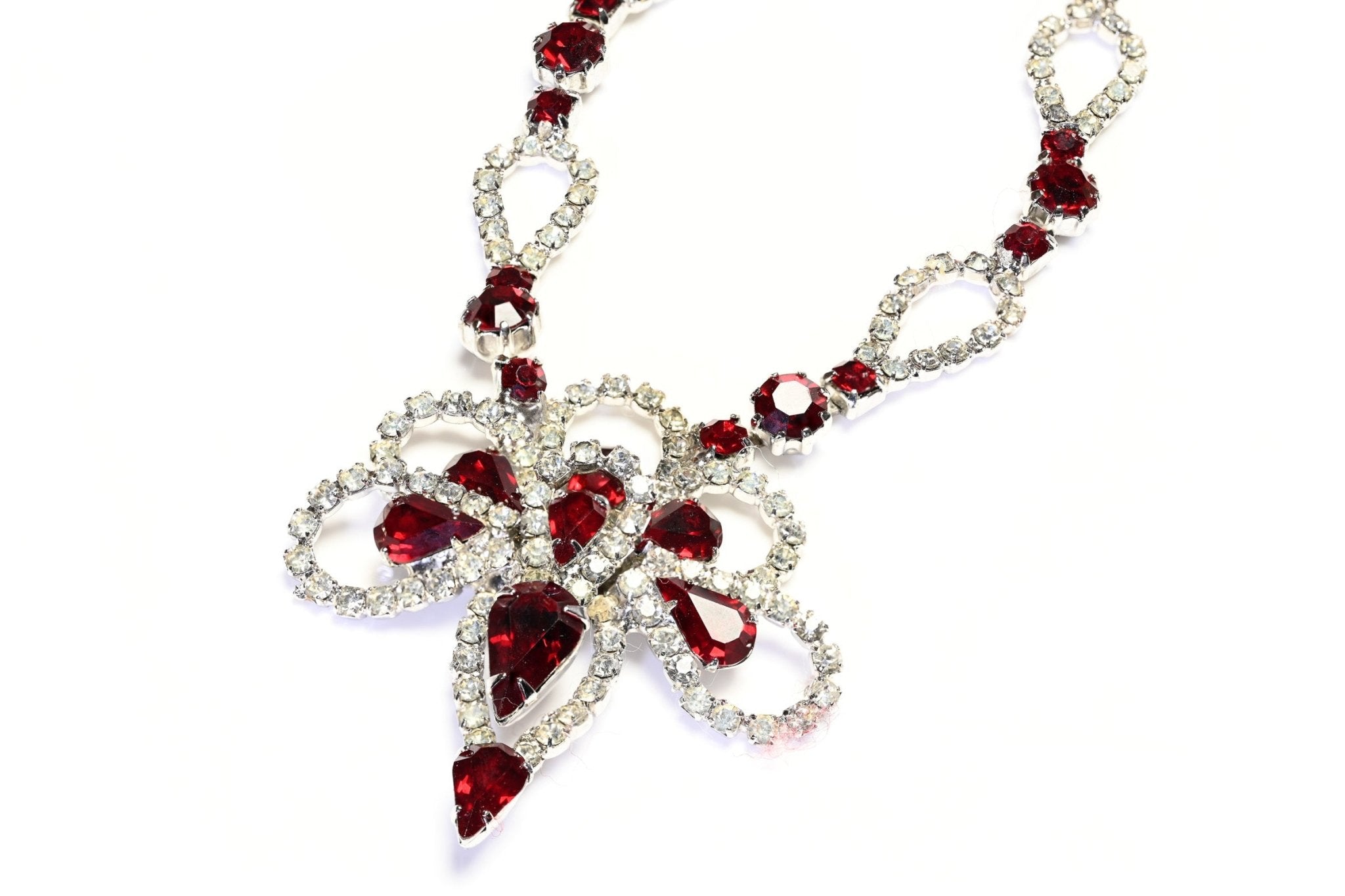 Vintage 1950’s Retro Rhodium Plated Red Crystal Flower Necklace