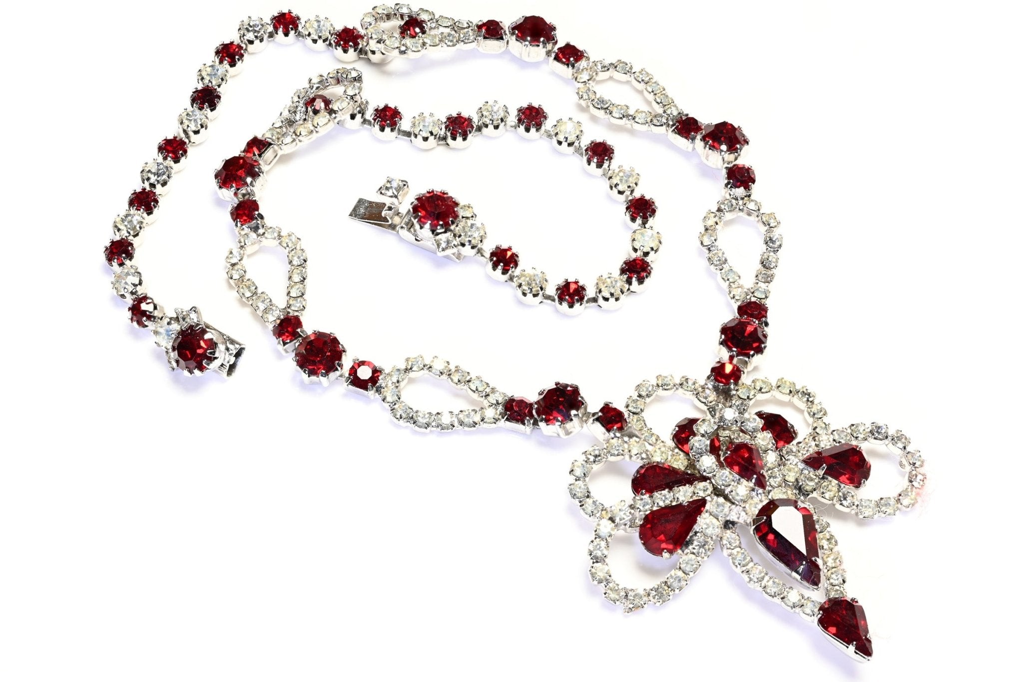 Vintage 1950’s Retro Rhodium Plated Red Crystal Flower Necklace
