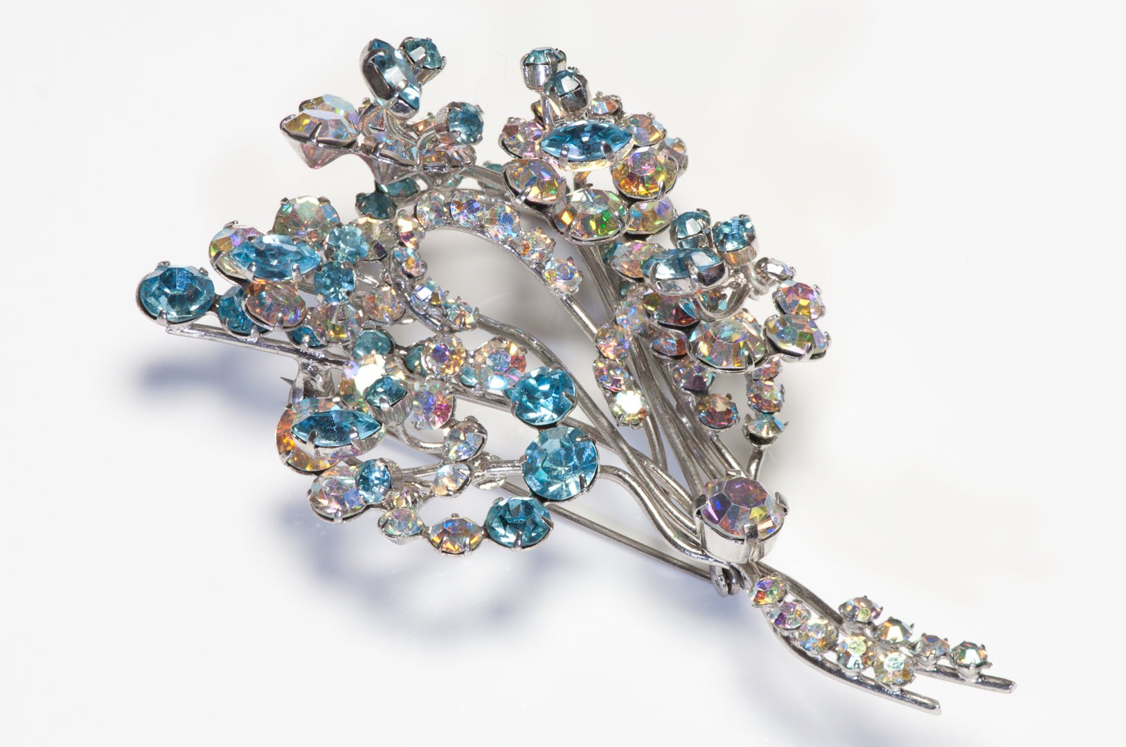 Vintage 1960’s Rhodium Plated Blue Aurora Borealis Crystal Flower Brooch