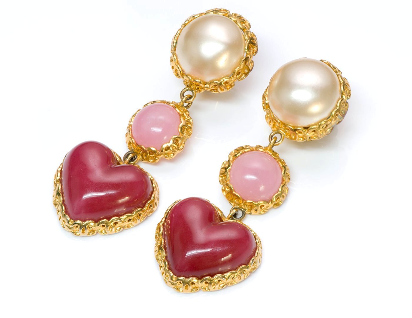 Vintage 1991 Chanel Paris CC Maison Gripoix Pink Heart Glass Pearl Earrings