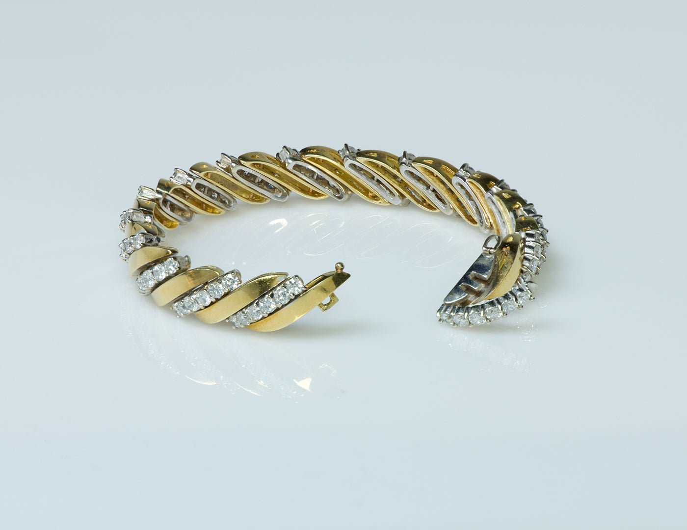 Vintage Brilliant Diamond Gold Bracelet