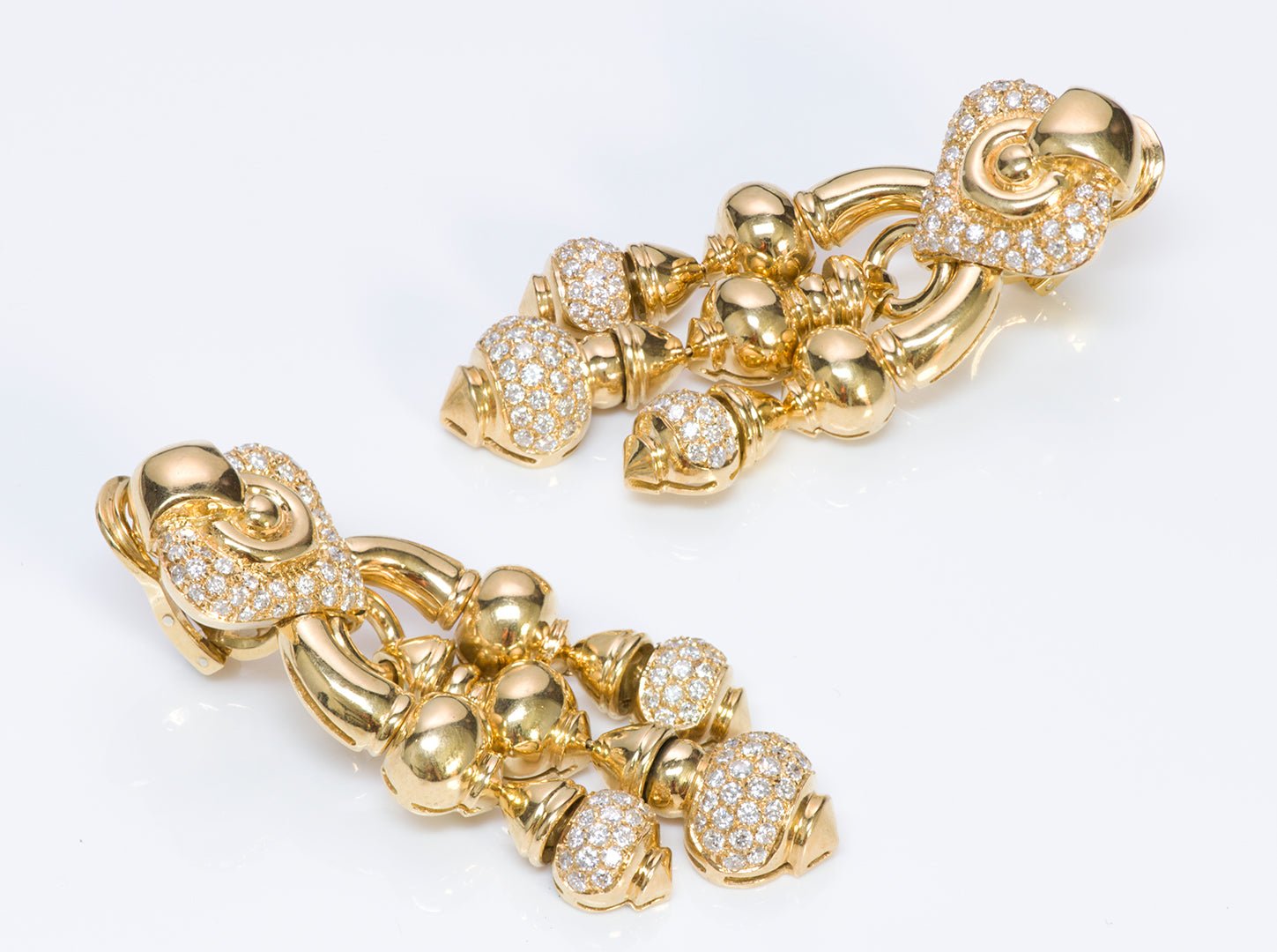 Vintage Chandelier 18K Gold Diamond Earrings