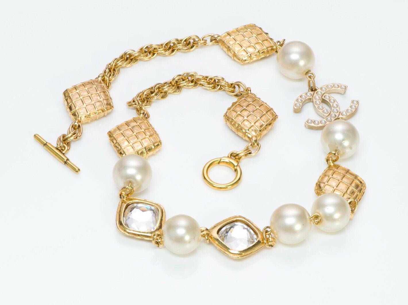 Vintage CHANEL CC 1970’s Quilted Pearl Crystal Chain Collar Necklace