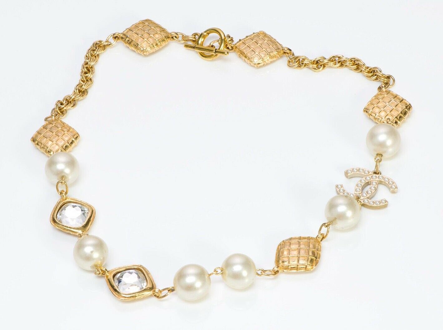 Vintage CHANEL CC 1970’s Quilted Pearl Crystal Chain Collar Necklace