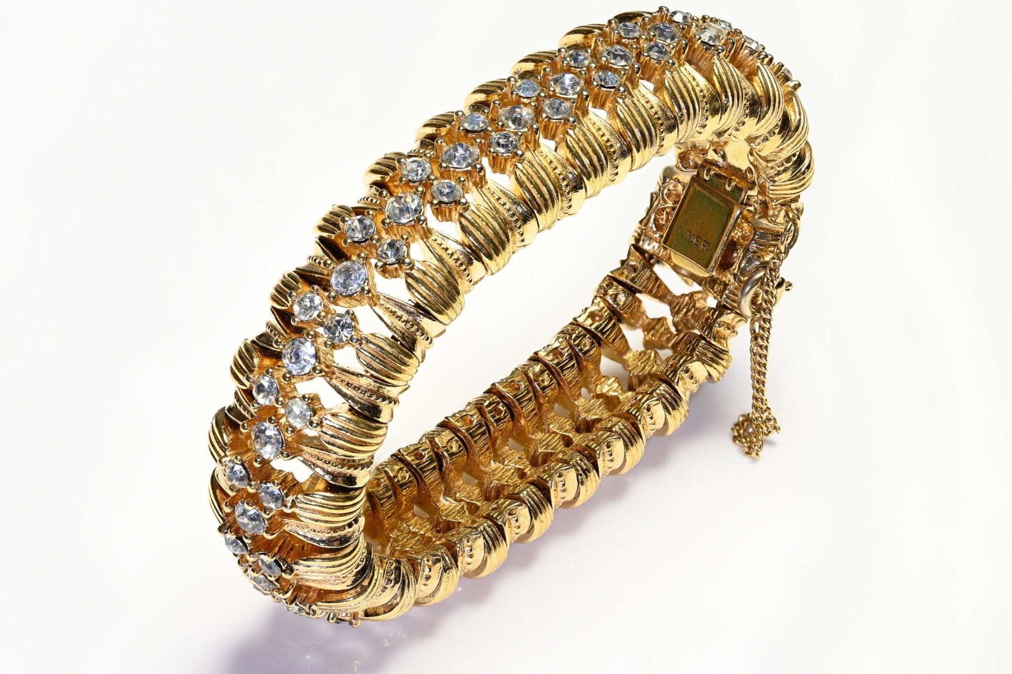 Vintage Ciner Wide Gold Plated Crystal Leaf Design Chain Bracelet