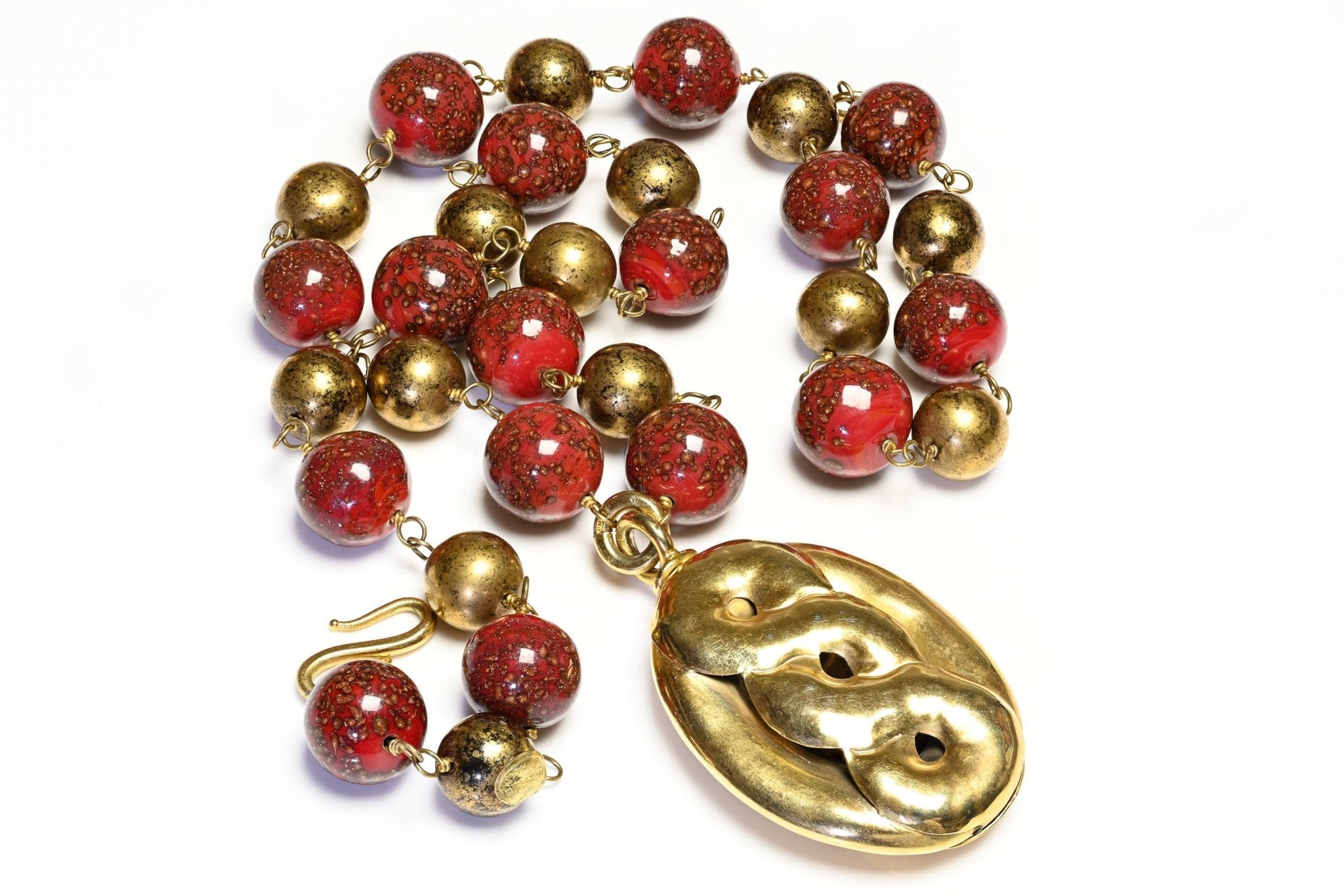 Vintage Frances Patiky Stein FPS Paris Gripoix Red Glass Beads Pendant Necklace