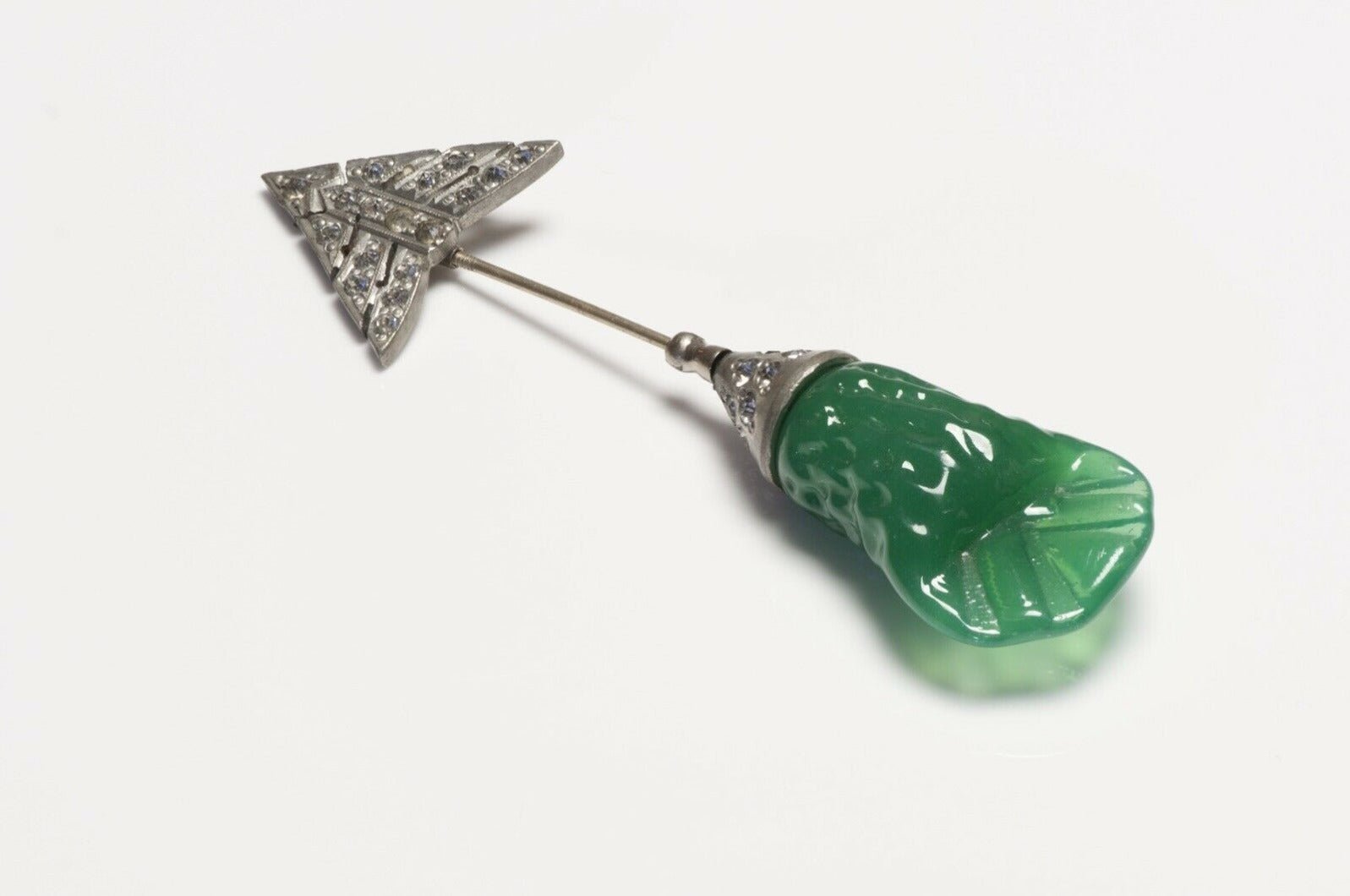 Vintage French Green Poured Glass Crystal Arrow Jabot Brooch