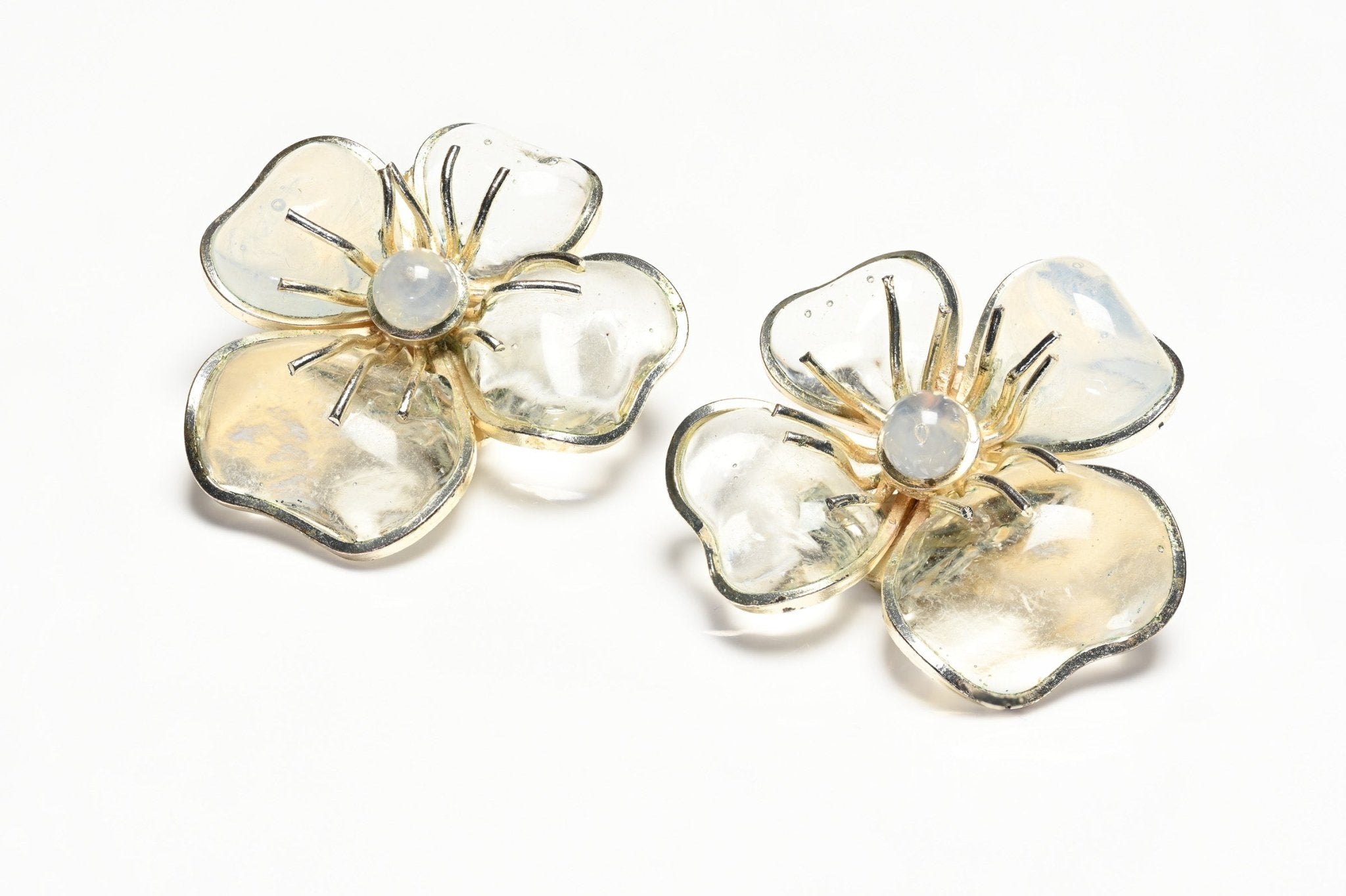 Vintage Histoire de Verre Paris Gripoix Clear Poured Glass Camellia Earrings