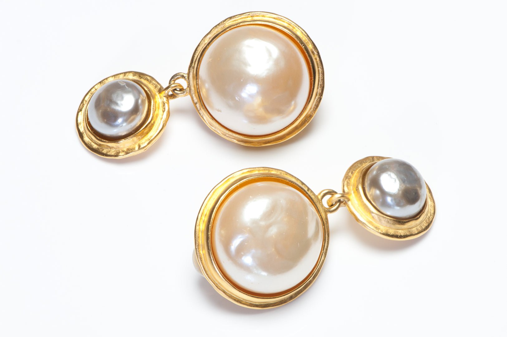 Vintage Karl Lagerfeld Paris Gold Plated White Gray Glass Pearl Earrings
