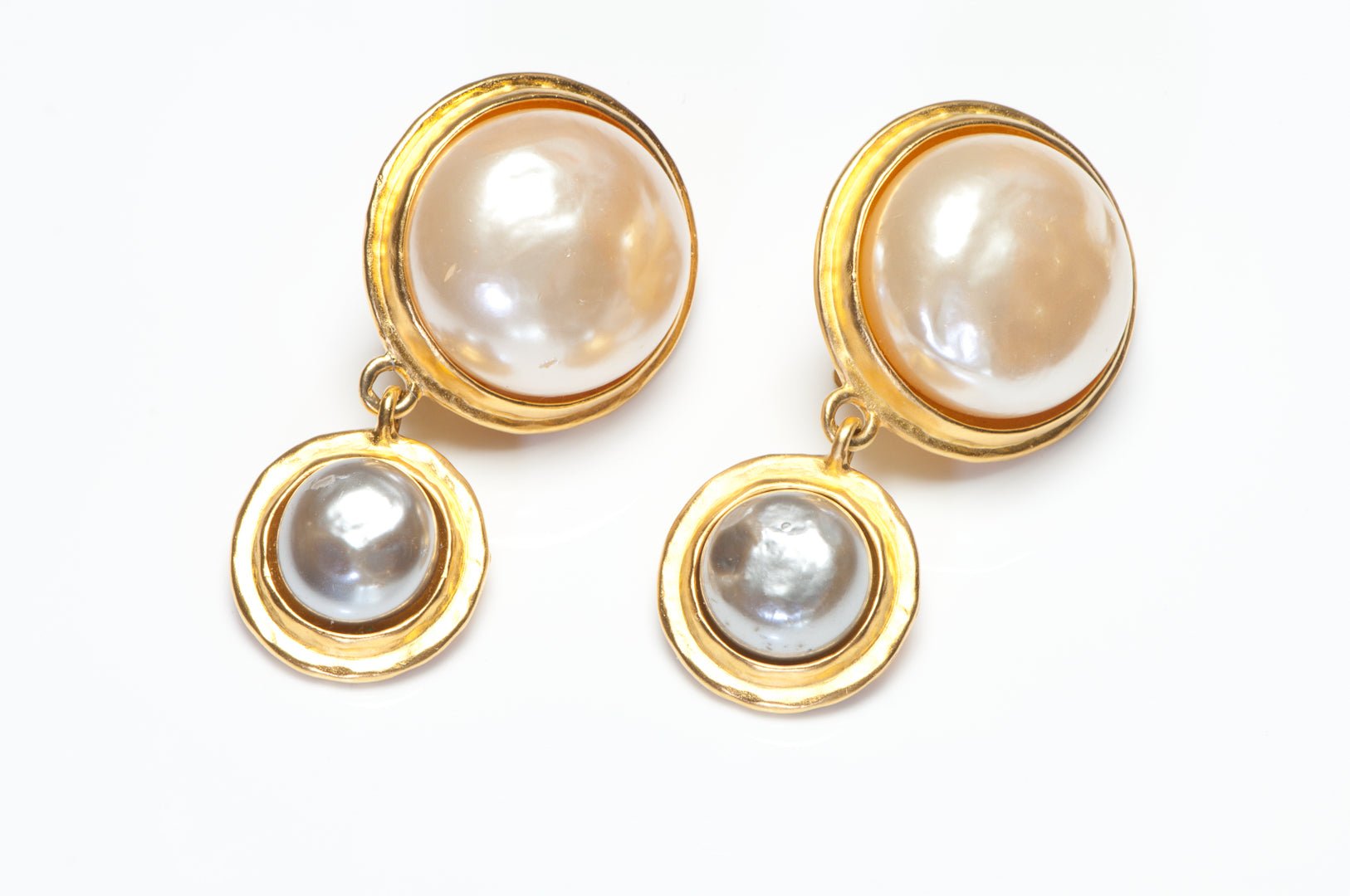 Vintage Karl Lagerfeld Paris Gold Plated White Gray Glass Pearl Earrings