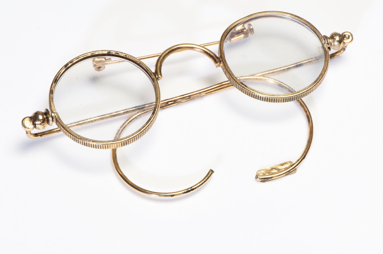 Vintage Moschino Couture Miniature Reading Eyeglasses Brooch
