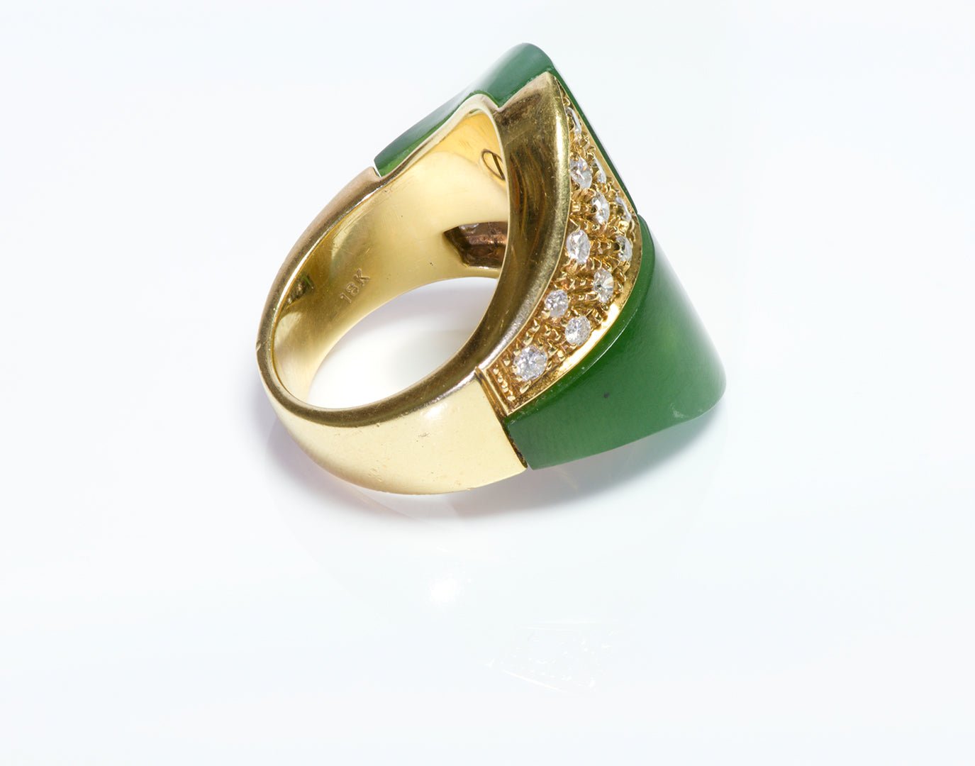 Vintage Nephrite Jade 18K Yellow Gold & Diamond Ring