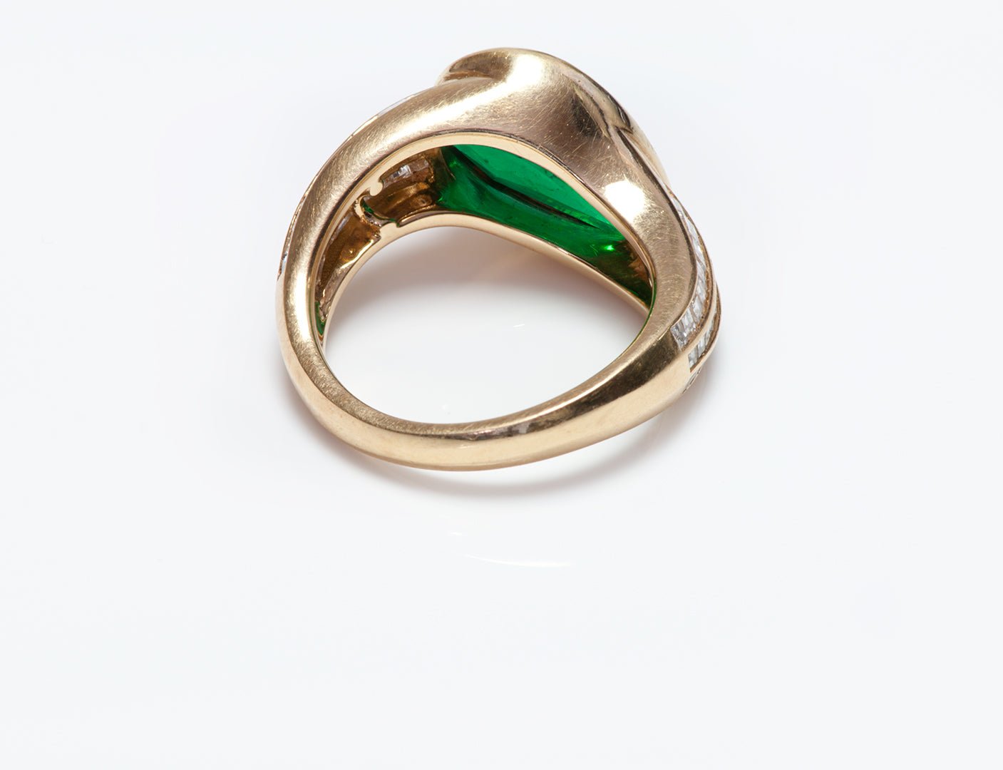 Vintage Pear Shaped Emerald Diamond 18K Yellow Gold Ring