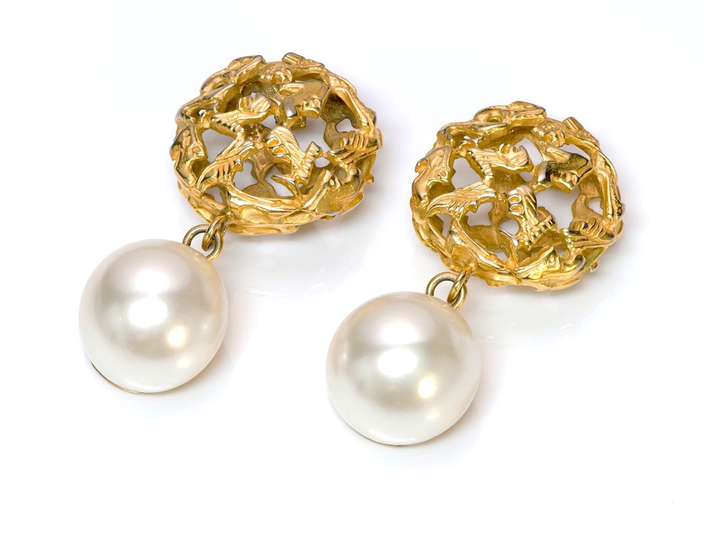 Vintage Salvatore Ferragamo Gold Tone Pearl Earrings