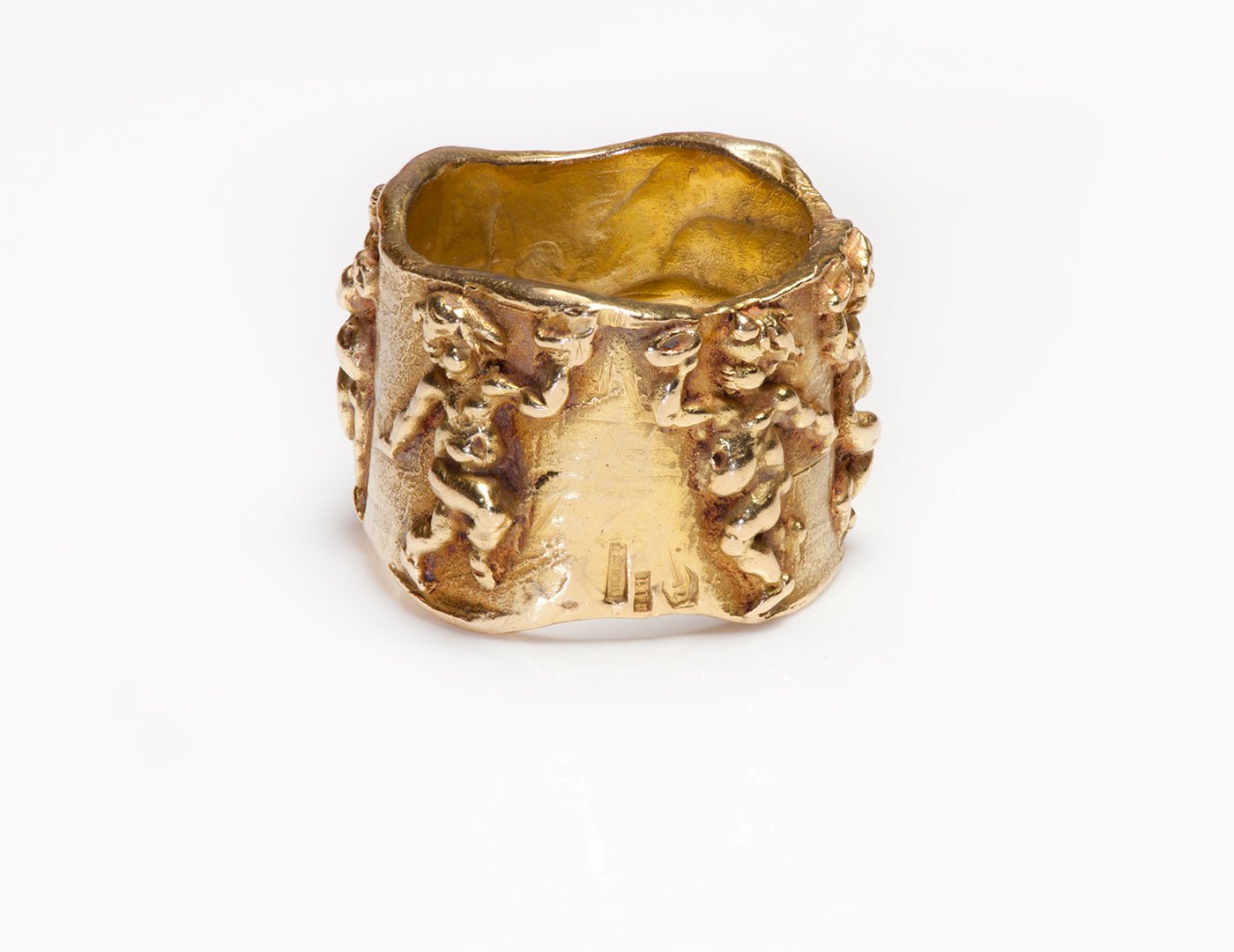 Vintage Wide 18K Gold Cupid Band Ring