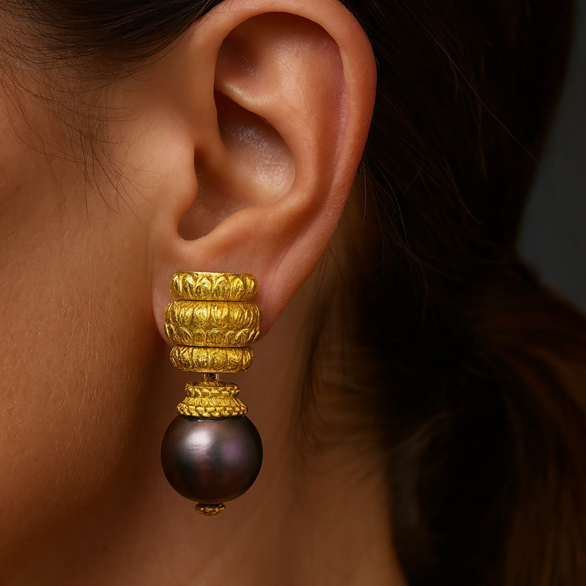David Webb 18K Earrings 