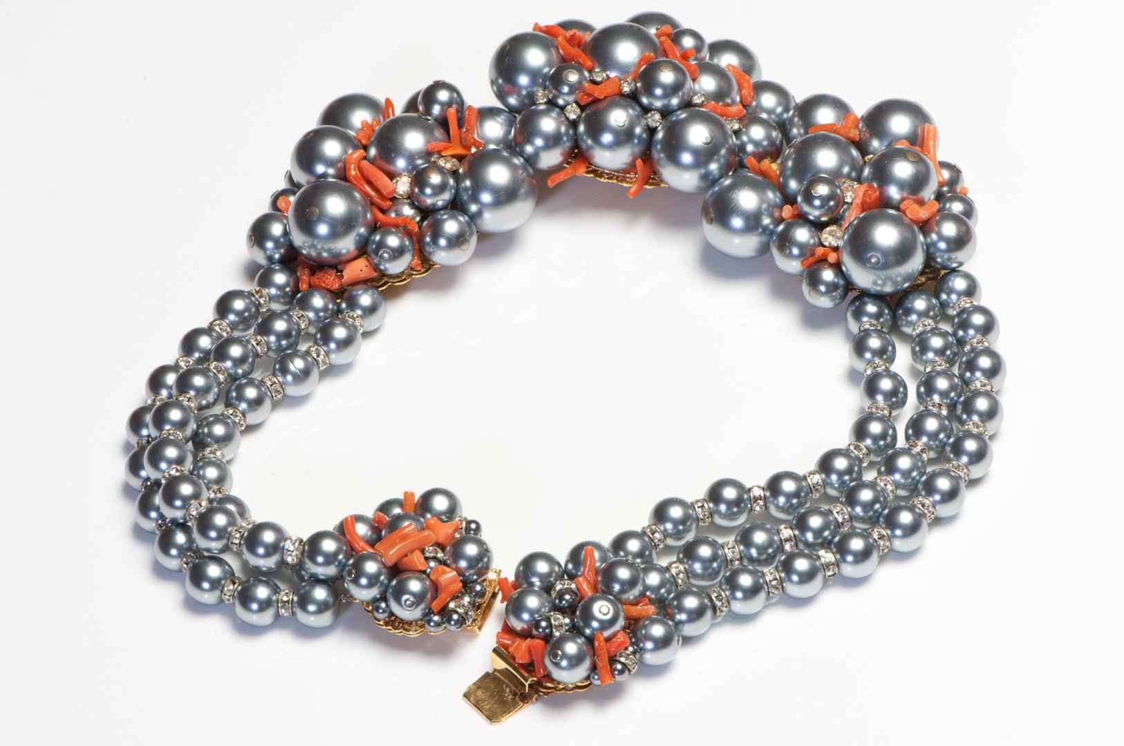 William DeLillo 1960’s Nina Ricci Gray Pearl Faux Coral Collar Necklace
