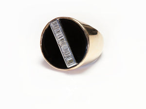 Yellow Gold Onyx Baguette Diamond Ring